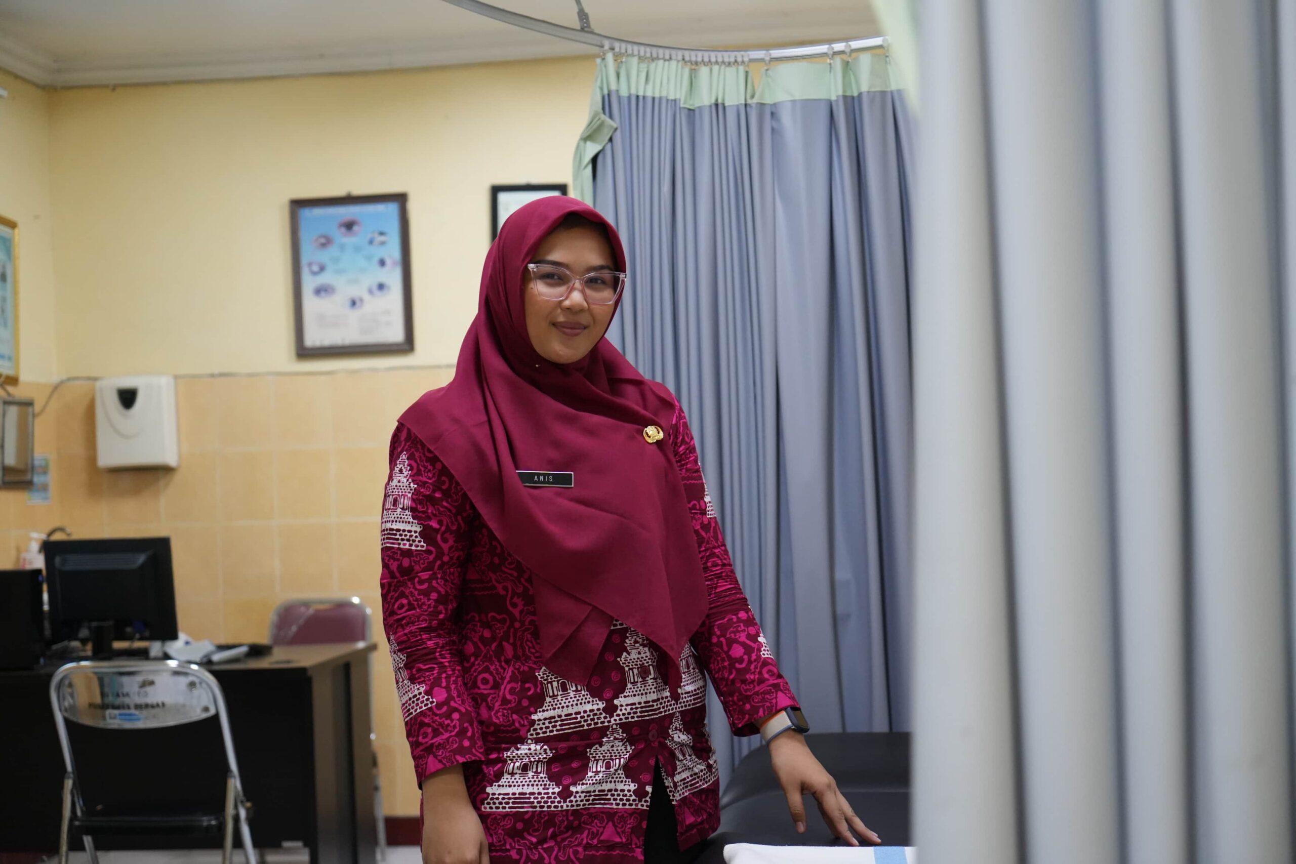 Woman working in a clinic